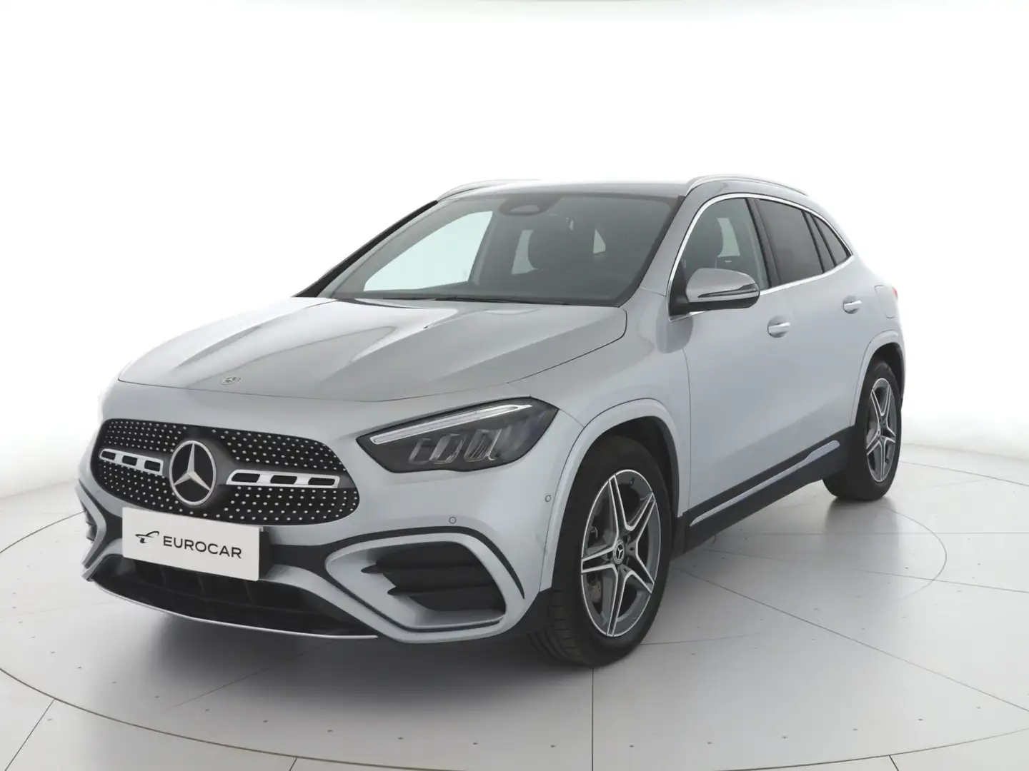 Mercedes-Benz GLA 200 200 d amg line premium auto Argent - 1