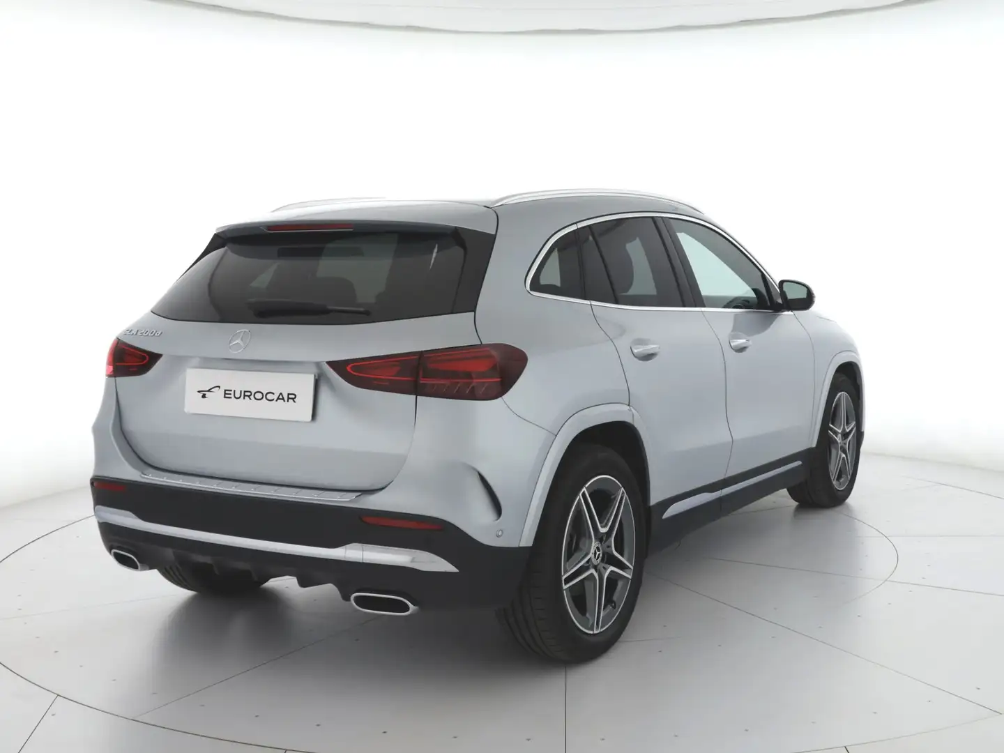 Mercedes-Benz GLA 200 200 d amg line premium auto Argent - 2