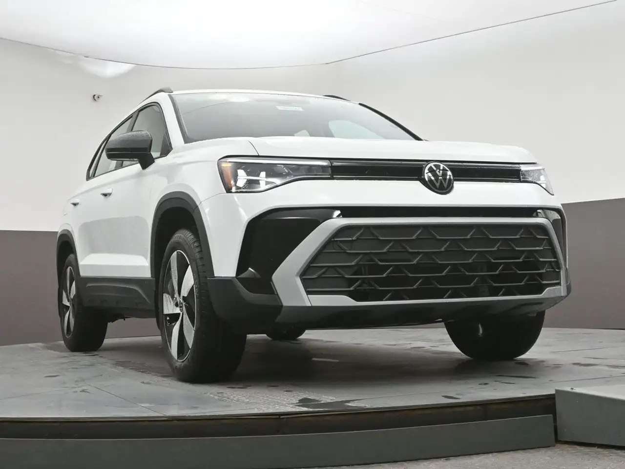 Volkswagen Taos снимка Volkswagen Taos
