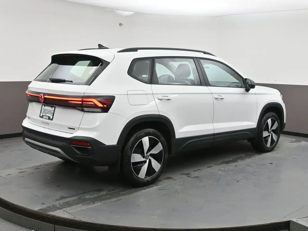 Volkswagen Taos снимка Volkswagen Taos