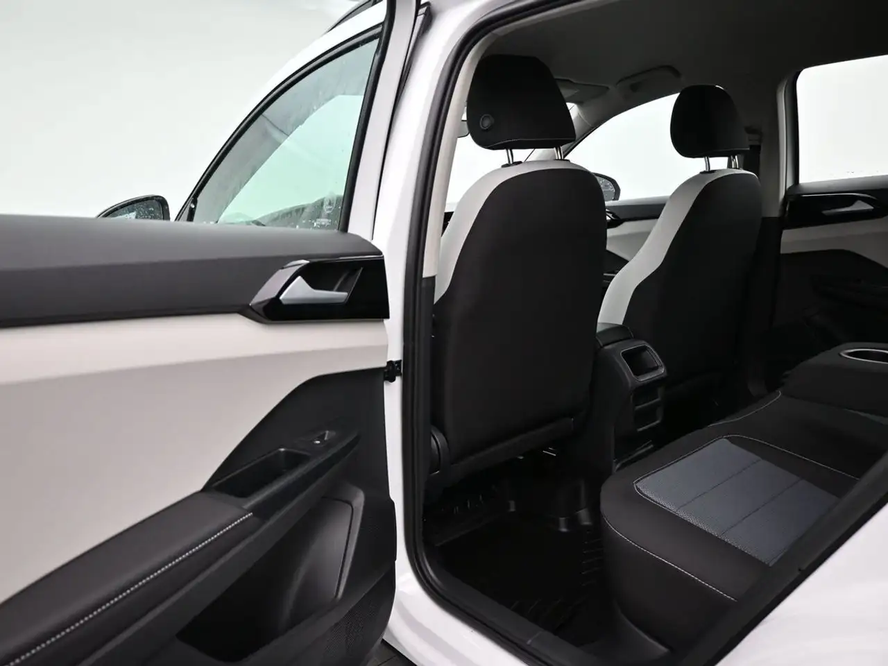 Volkswagen Taos снимка Volkswagen Taos