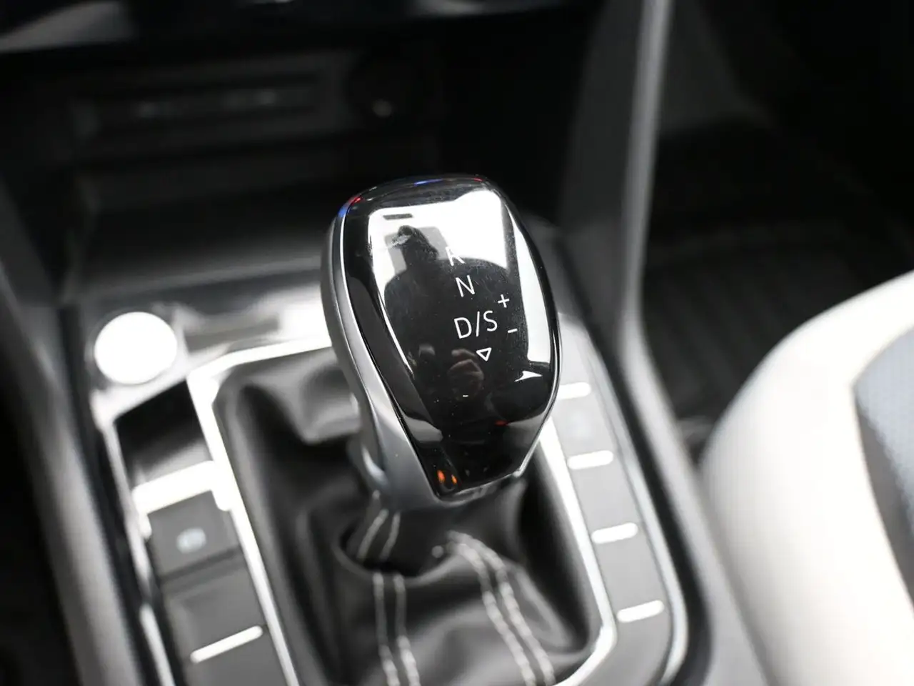 Volkswagen Taos снимка Volkswagen Taos
