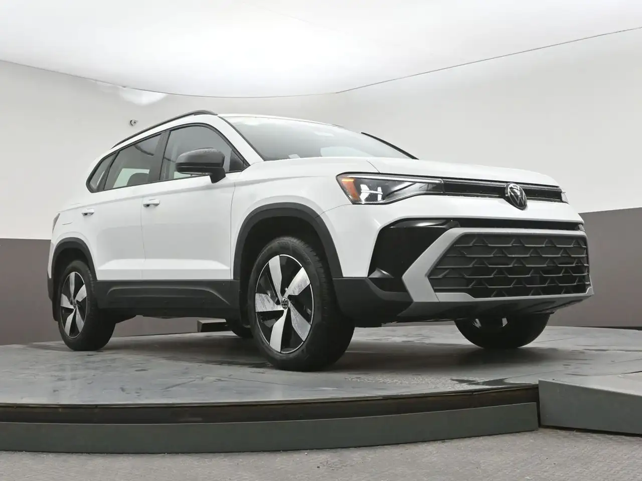 Volkswagen Taos снимка Volkswagen Taos