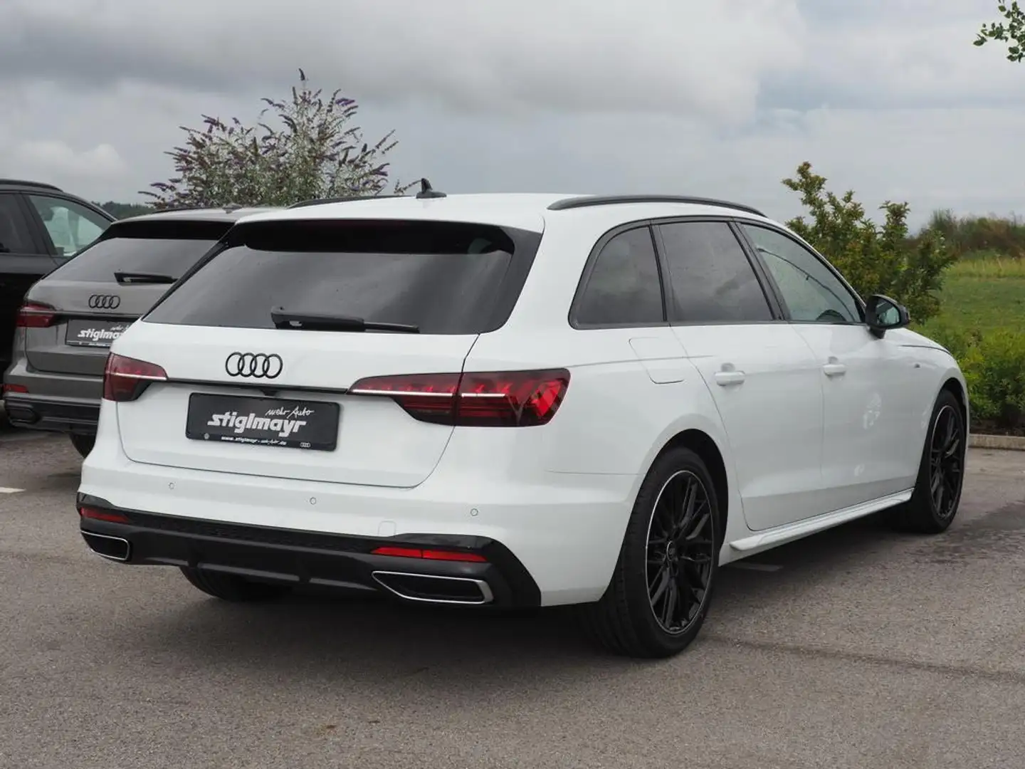 Audi A4 Avant S line 35 TDI S tronic Navi Alu-18` AHK Blanc - 2