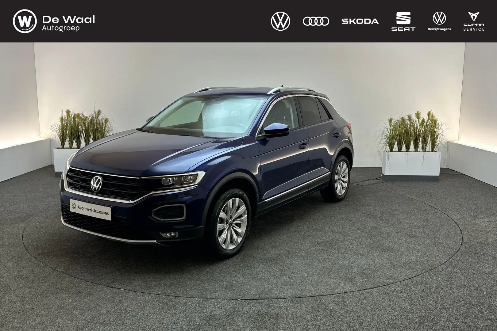 Volkswagen T-Roc 1.5 TSI 150pk DSG Sport | Navigatie, Adaptive Crui Azul - 1