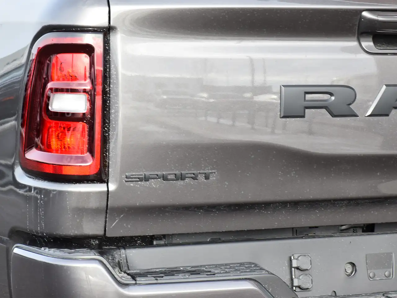 RAM 1500 снимка RAM 1500