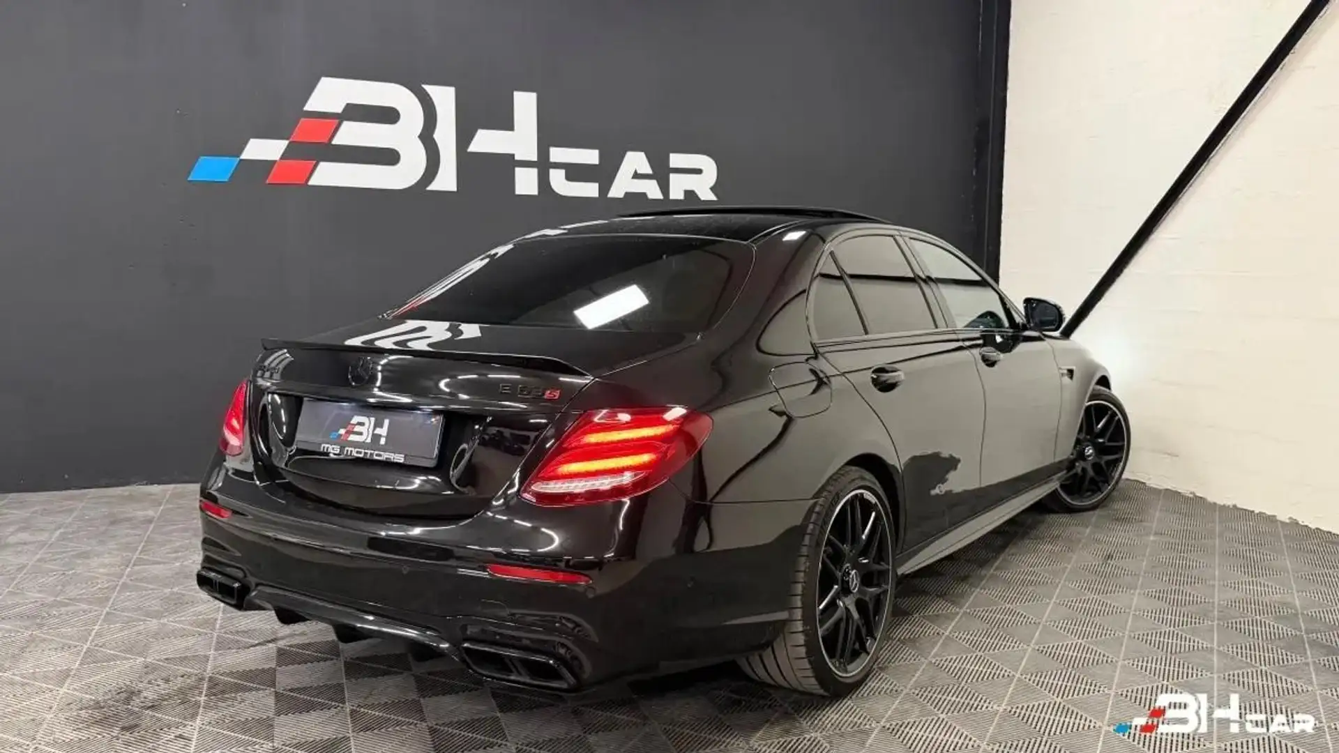 Mercedes-Benz E 63 AMG 63 S AMG 4MATIC / Historique Noir - 2