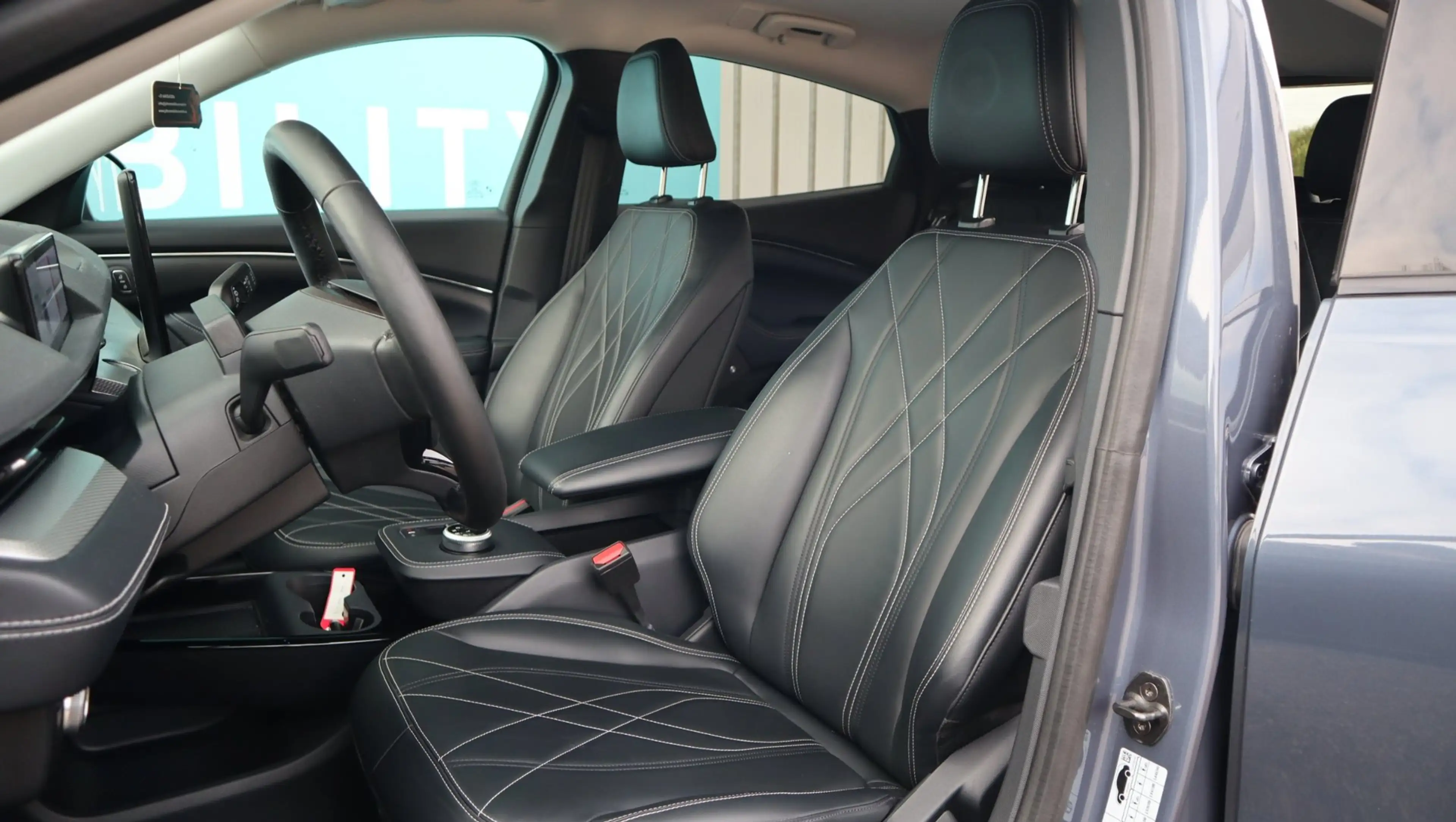 Ford Mustang Mach-E Extended RWD 98 kWh SOH 94% Leder Aut — photo 9