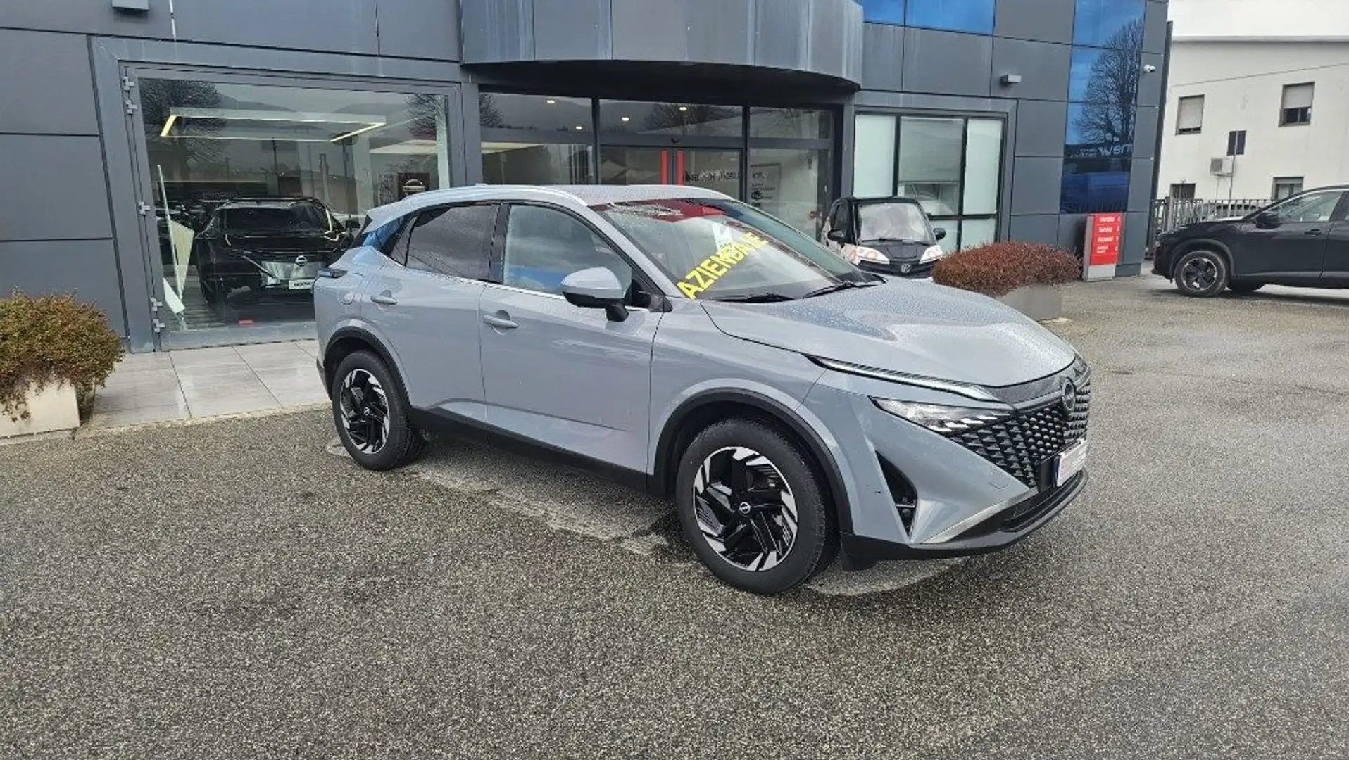 Nissan Qashqai MHEV 140 CV N-Connecta Grau - 2