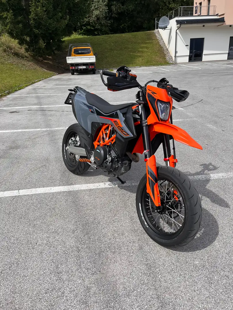 KTM 690 SMC R Orange - 2