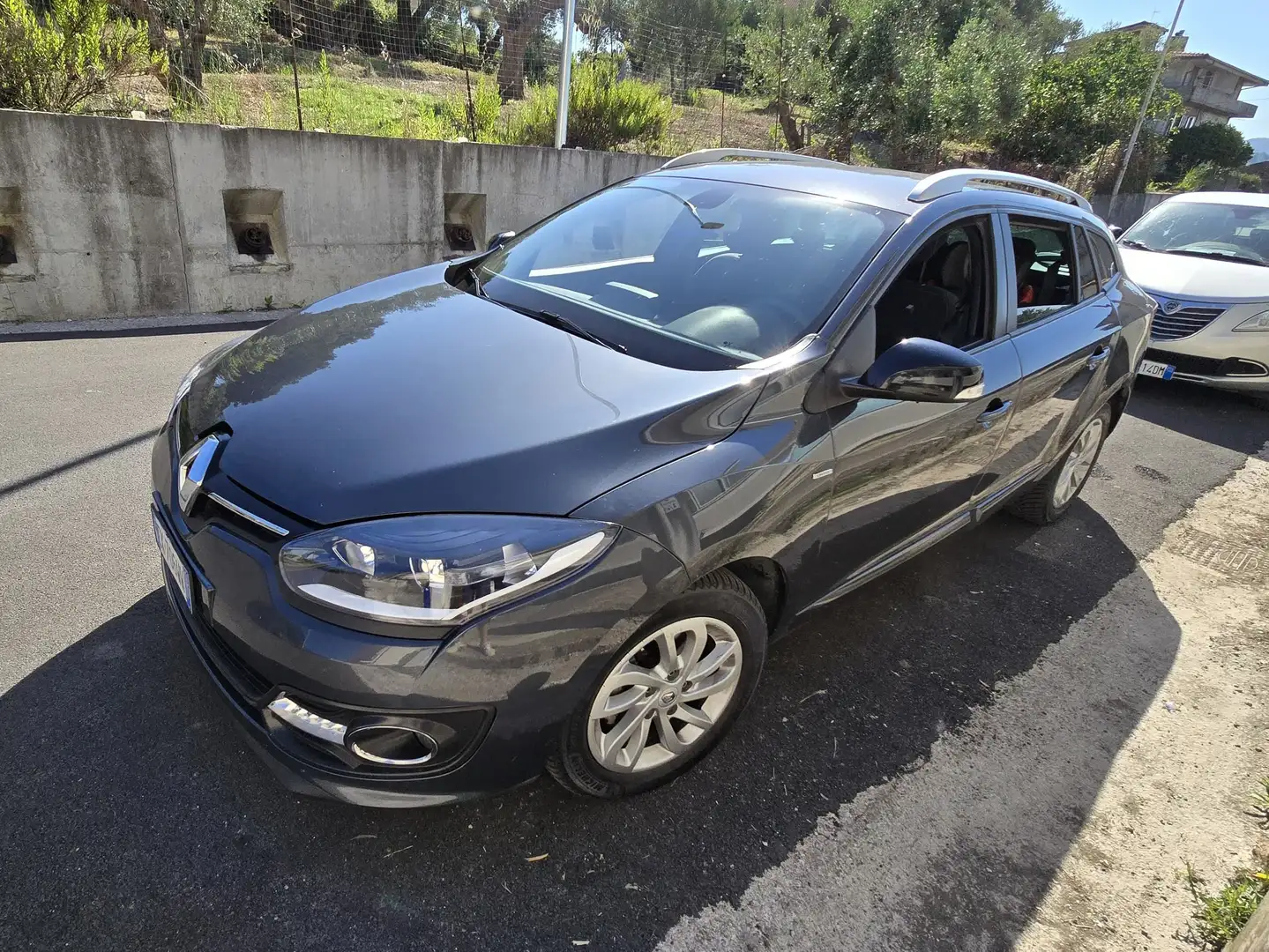 Renault Megane Megane SporTour 1.5 dci Limited 110cv Grigio - 2