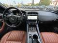 Jaguar F-Pace D300 SdV6 AWD Portfolio Auto Zwart - thumbnail 8