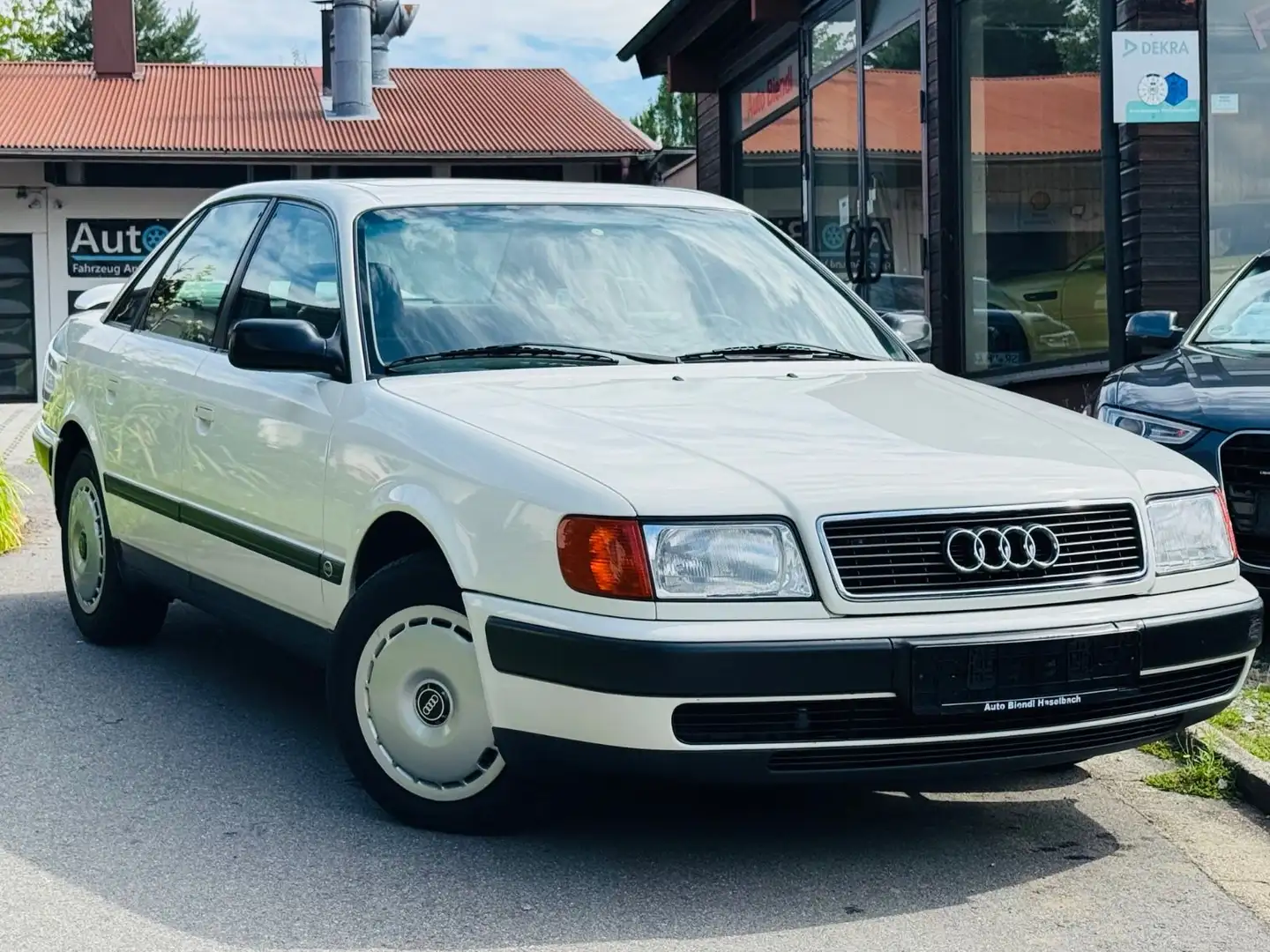 Audi 100 aus 1. Hand Dr. Scheckheft H Kennzeichen Bílá - 1