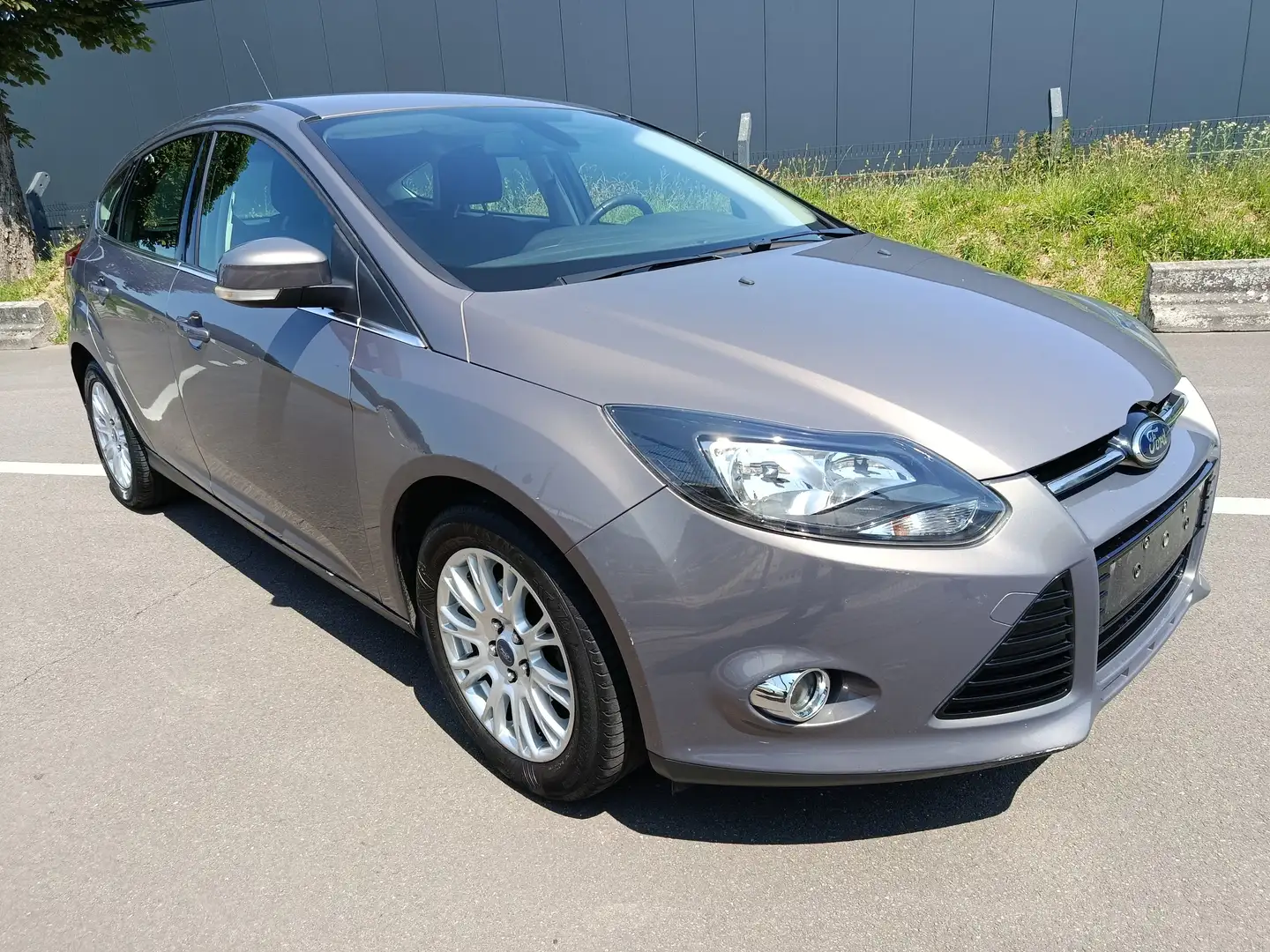 Ford Focus 1.0 EcoBoost ECOnetic Tech. Titanium Bruin - 2