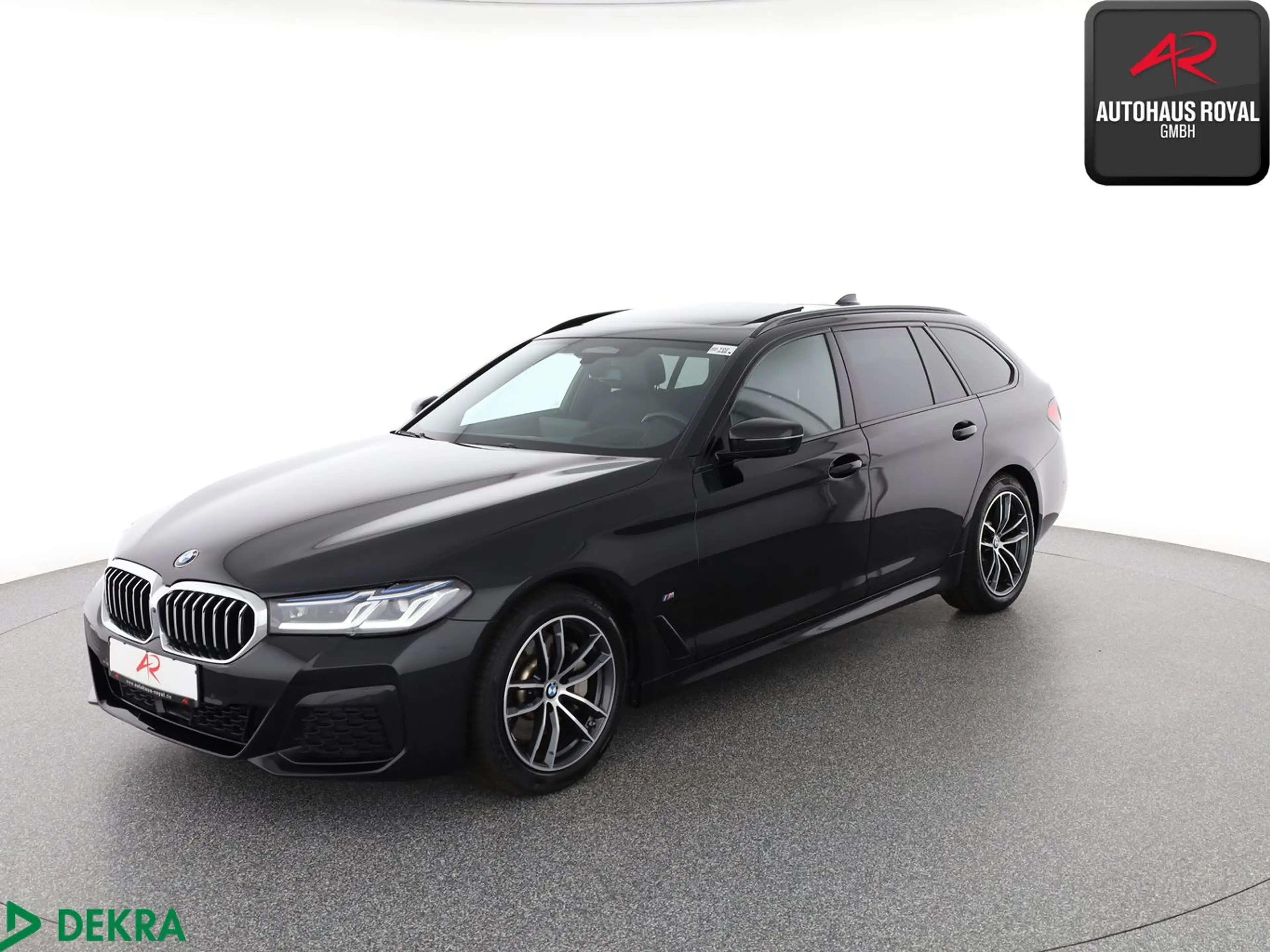 BMW 530 i T M SPORT LASER,STANDHZ,360°,AHK,ACC,PANO