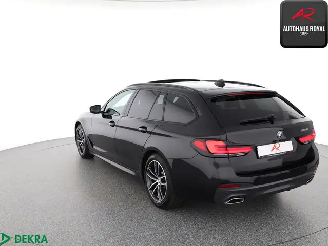 BMW 5 Series view 3
