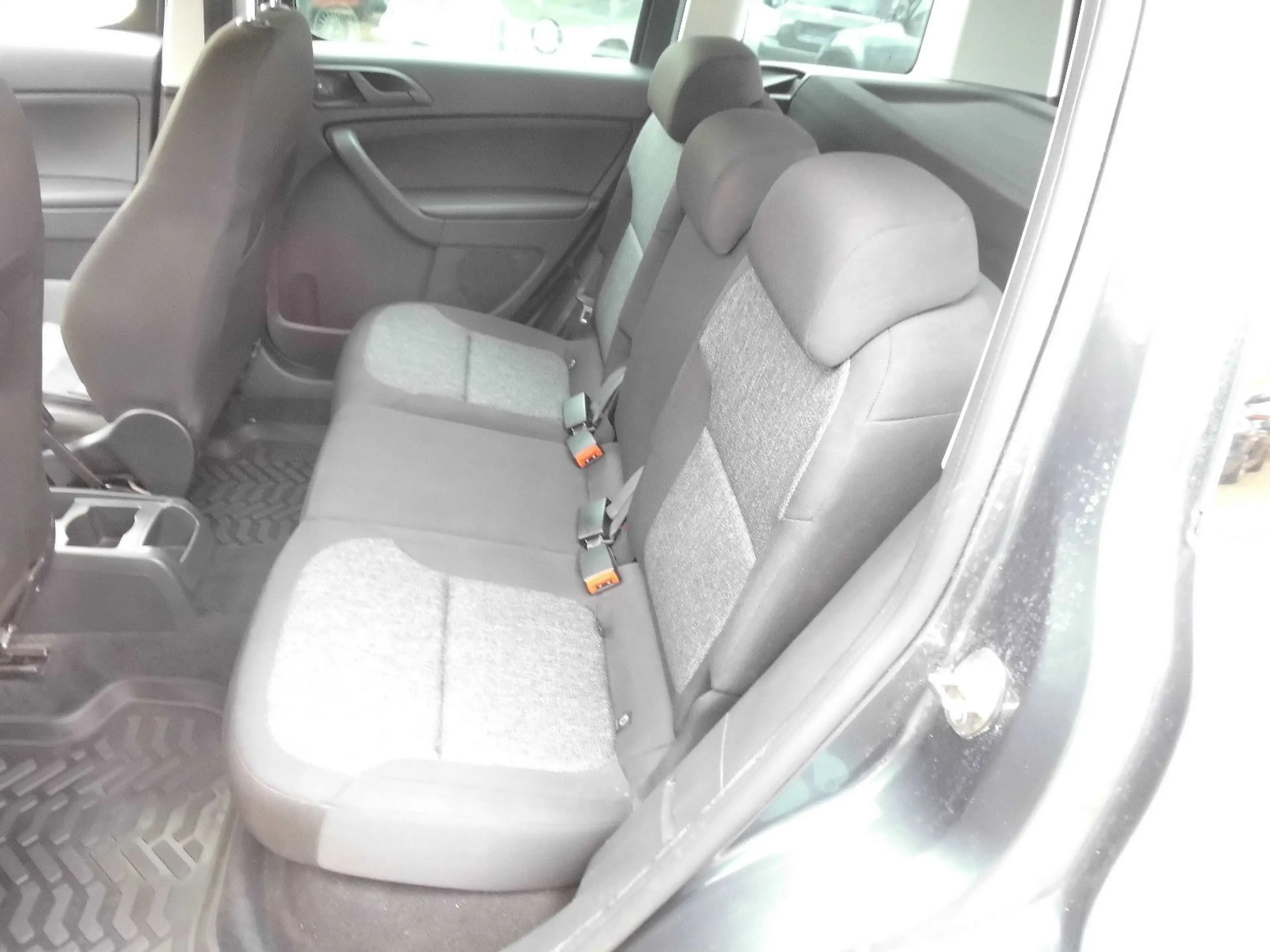 Skoda Yeti Cool Edition — photo 14