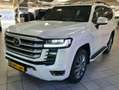 Toyota Land Cruiser 300*70thANV+NEU+EUreg+RearTV+415HP+VOLL+HUD Weiß - thumbnail 3