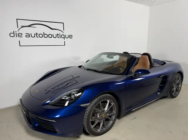 Porsche 718 Boxster // APPROVED // Service Neu // 1. Besitz //
