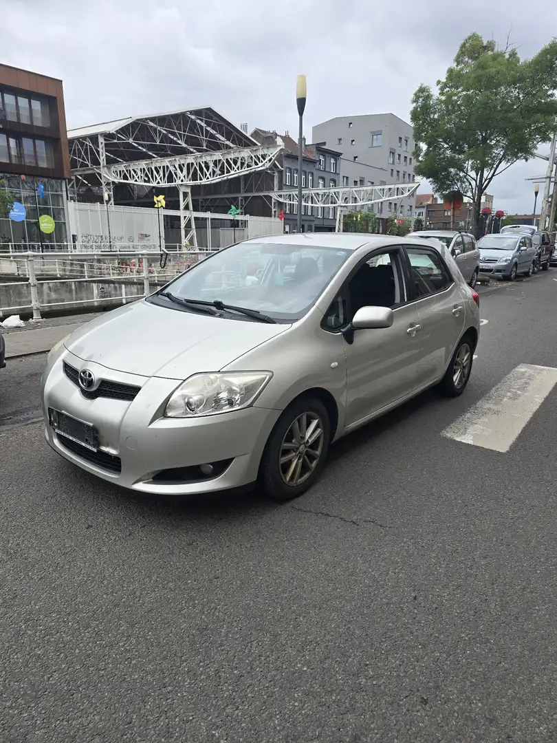 Toyota Auris 1.4 Turbo D4D     voiture belge - 2