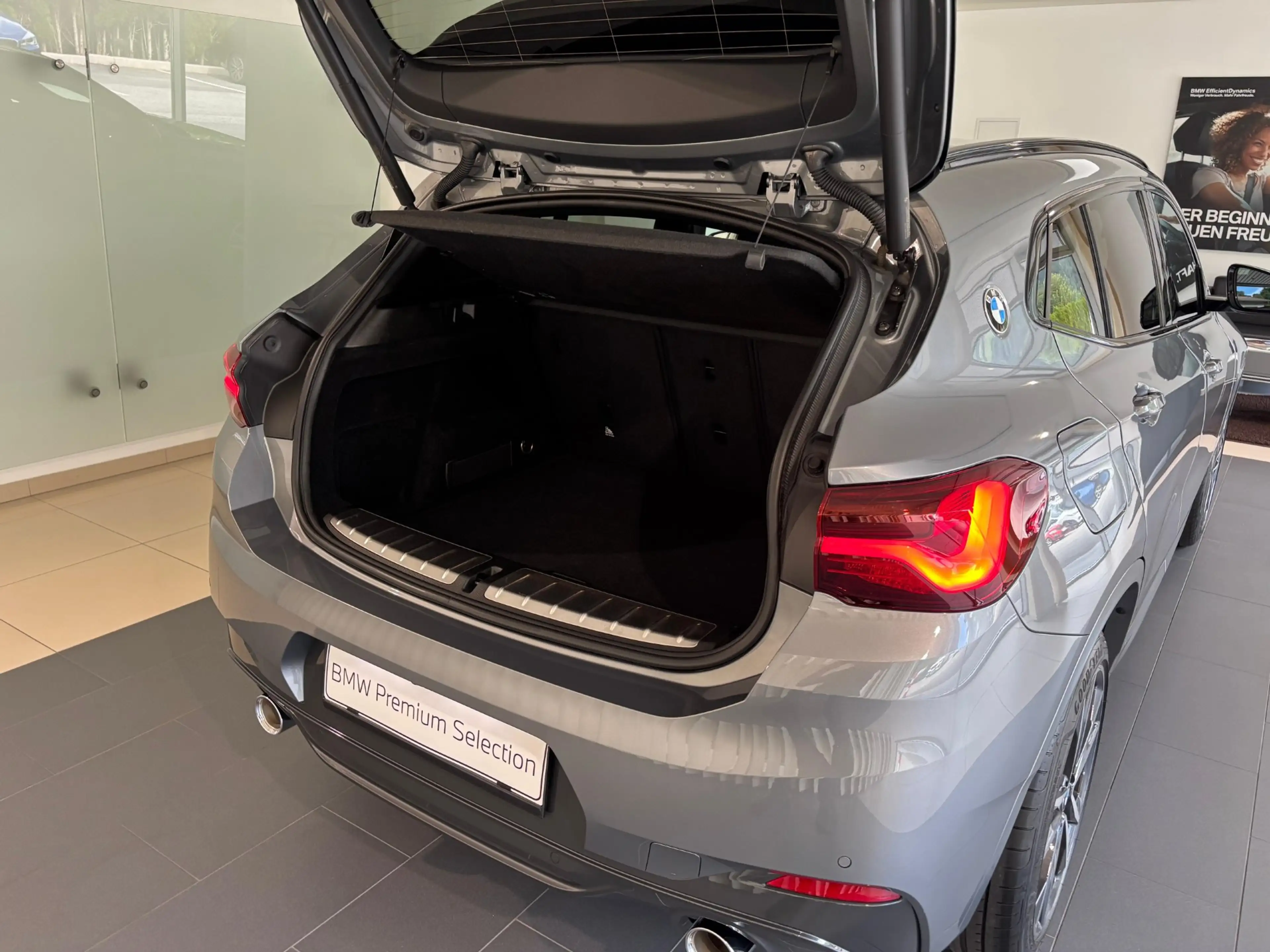 BMW X2 xDrive20i — photo 4