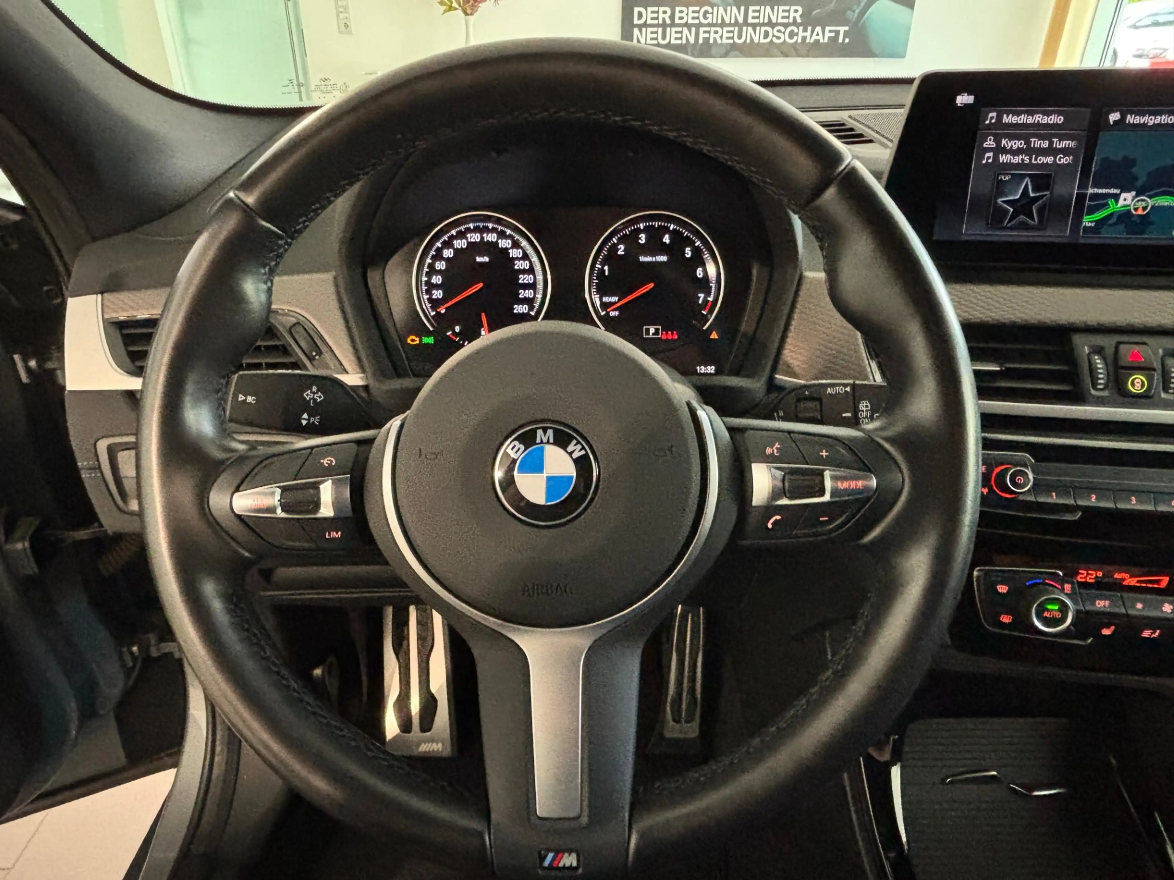 BMW X2 xDrive20i — photo 6