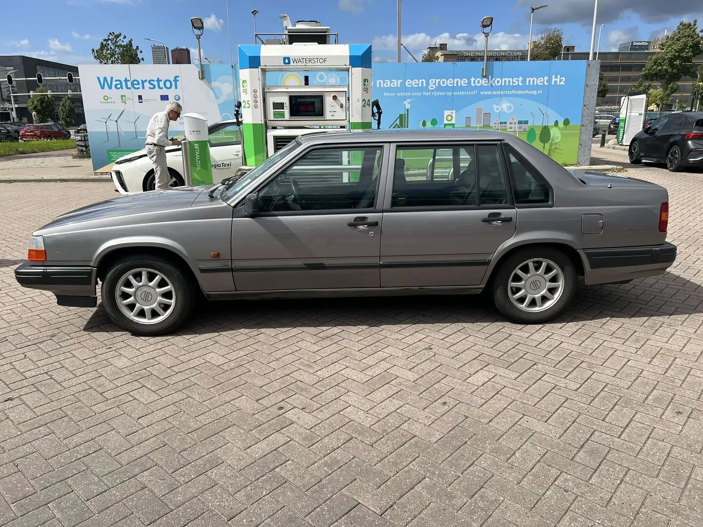 Volvo 940 GL 2.3l U9 Royal Class op LPG - 2jr apk - 2
