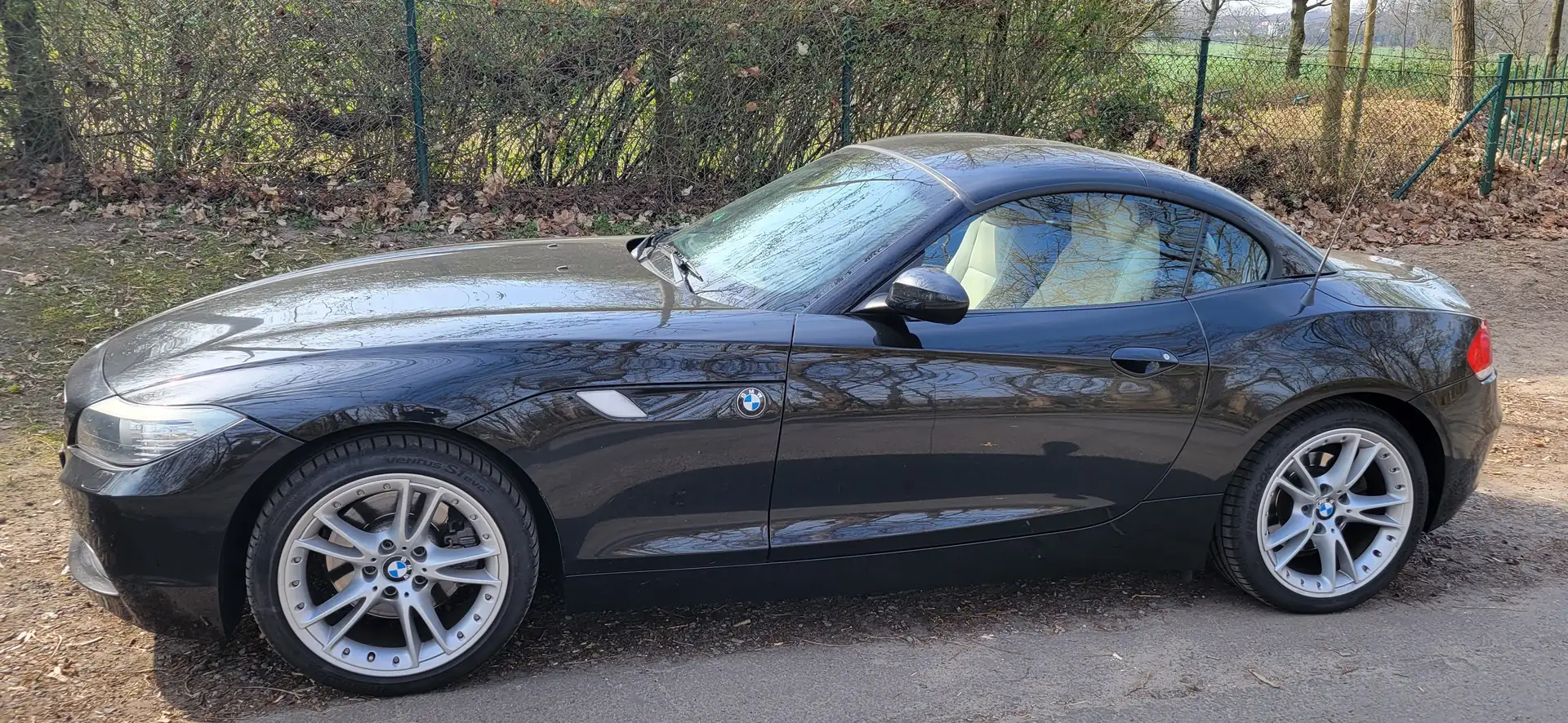 BMW Z4 Z4 sDrive30i Aut. Schwarz - 1