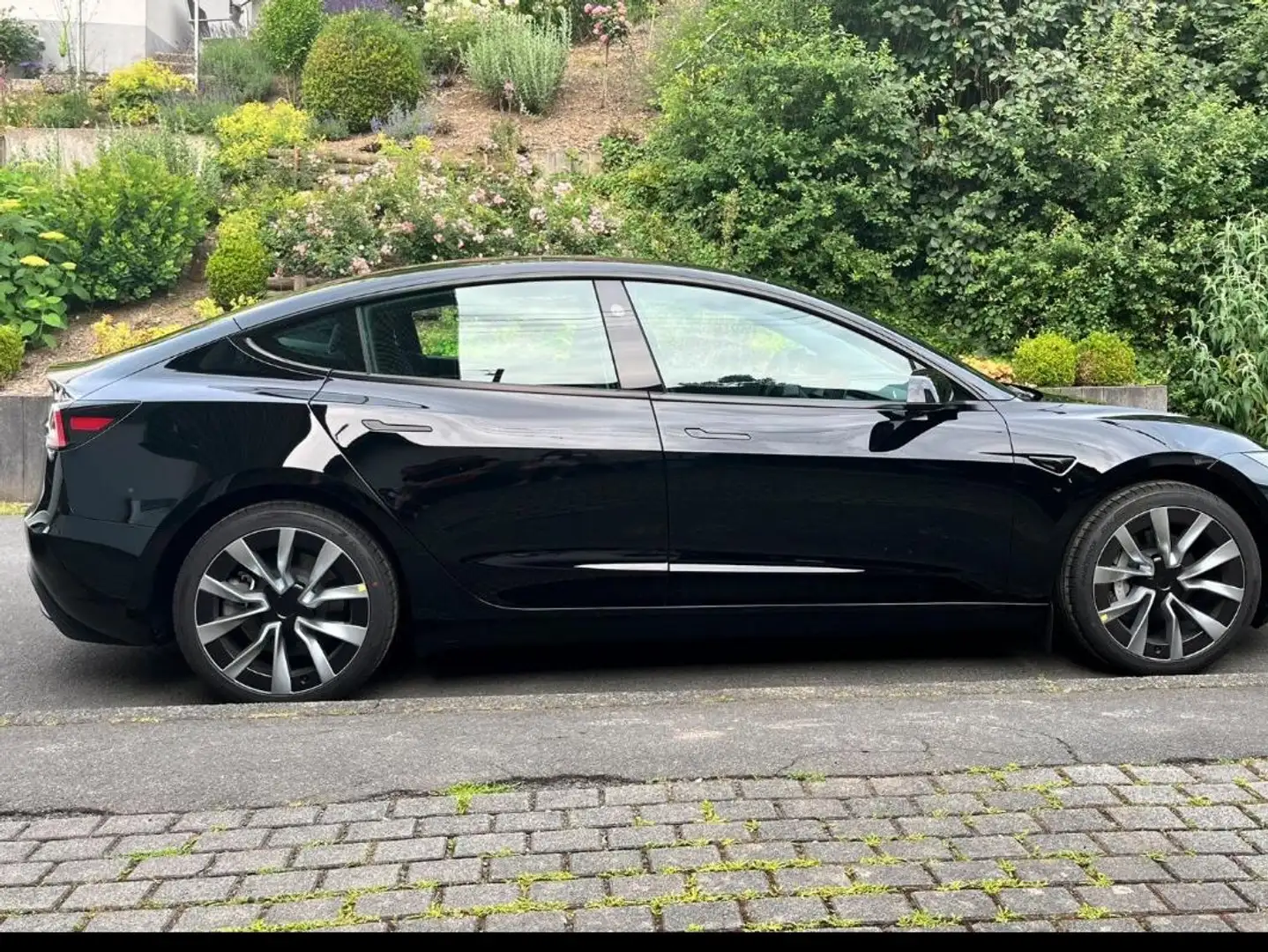 Tesla Model 3 Model 3 RWD Hinterradantrieb Schwarz - 1
