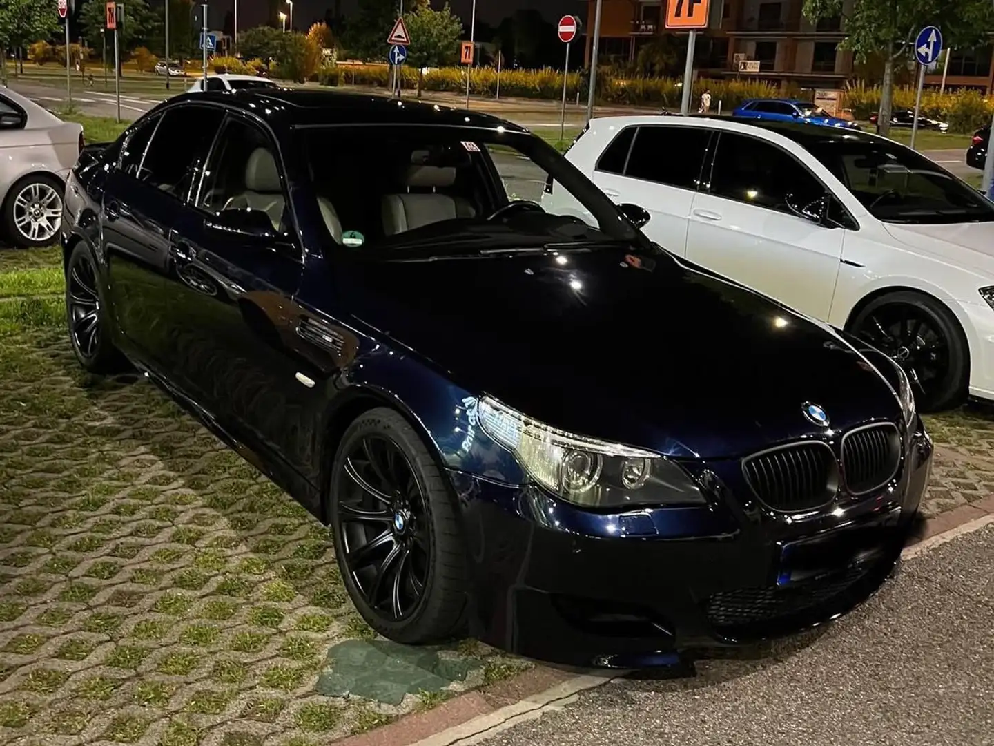 BMW M5 M5 5.0 Modrá - 2