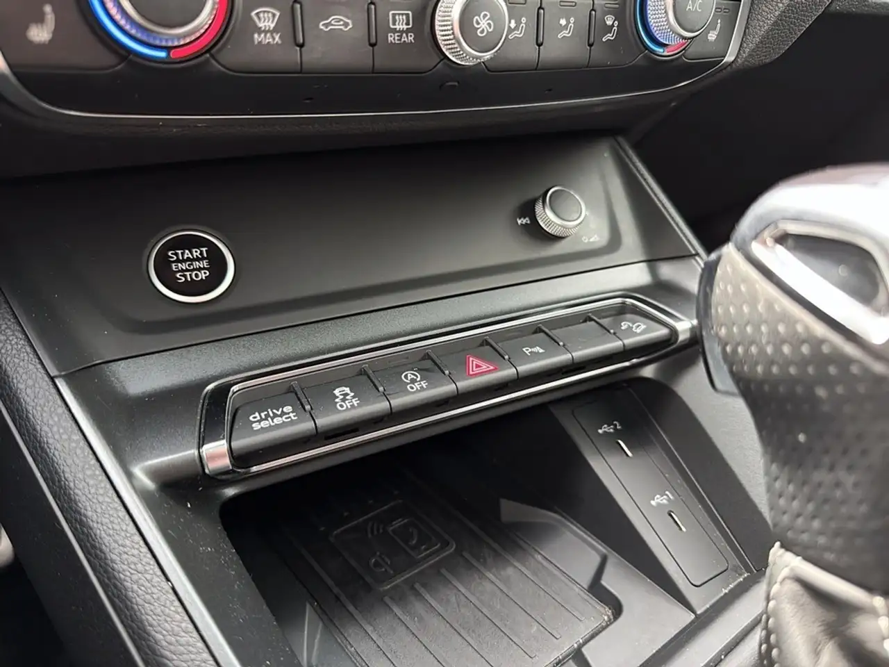 Audi Q3 photo Audi Q3