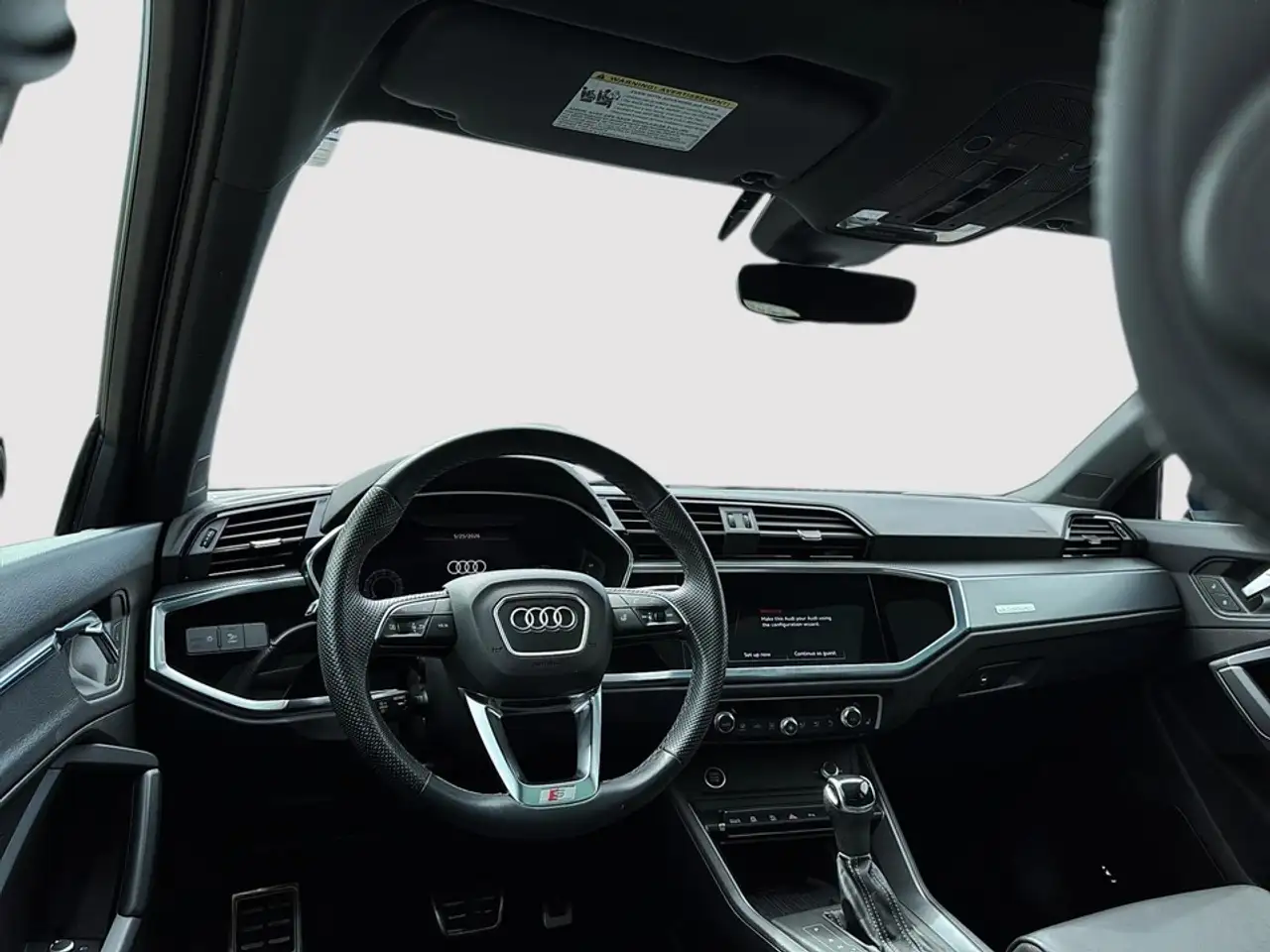 Audi Q3 photo Audi Q3