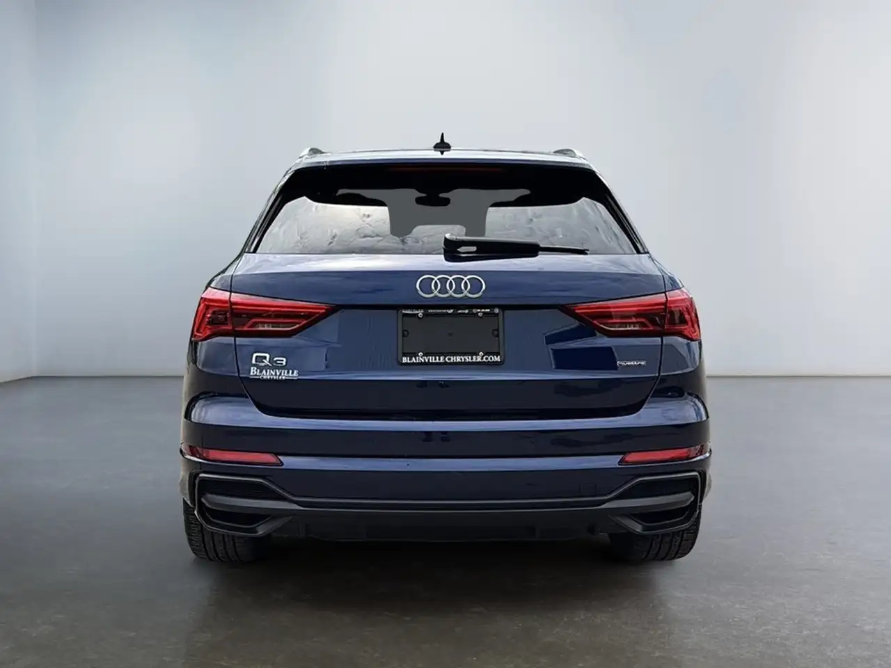 Audi Q3 photo Audi Q3