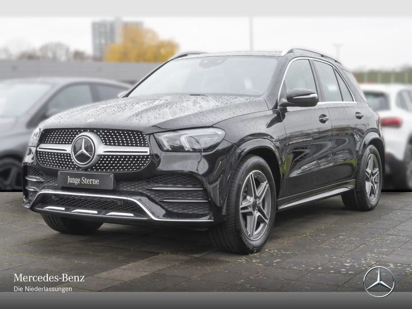 Mercedes-Benz GLE 580 4M AMG+PANO+360+AHK+MULTIBEAM+FAHRASS+20" Schwarz - 2