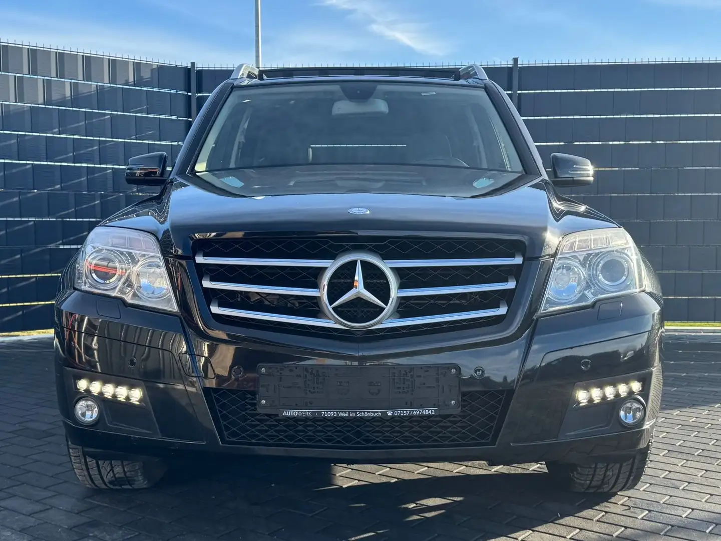Mercedes-Benz GLK 350 CDI 4M*SPORT-PAKET*7G*PANO*LEDER*SHZ*AHK Schwarz - 2
