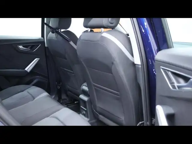 Audi Q2 view 13