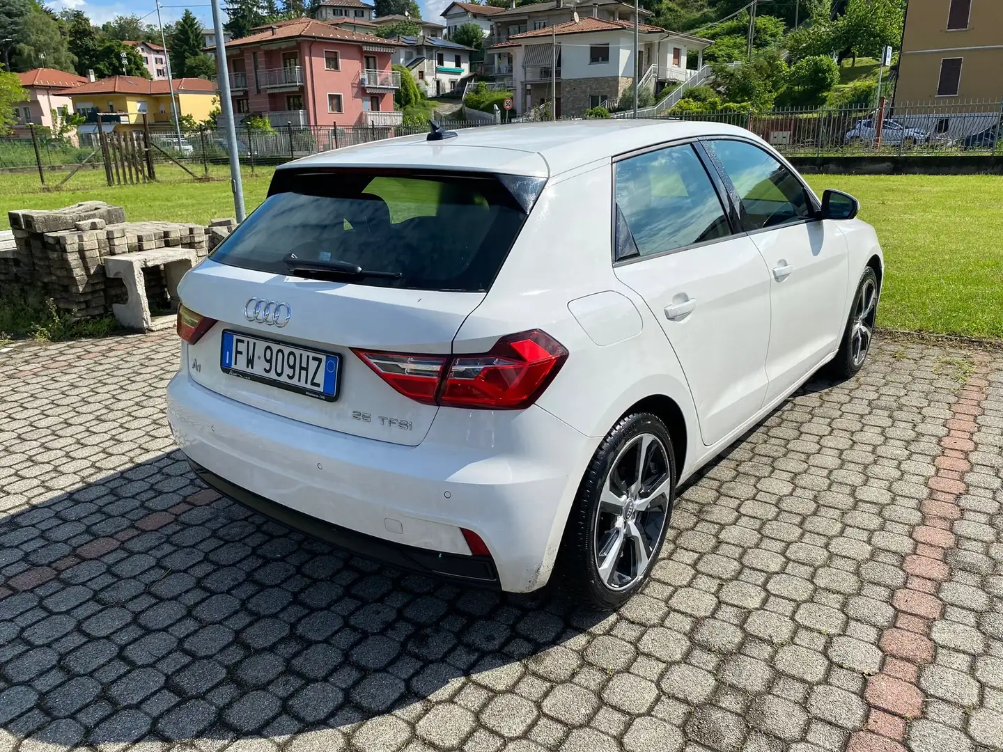 Audi A1 A1 II 2019 Sportback Sportback 25 1.0 tfsi S Line Bianco - 1
