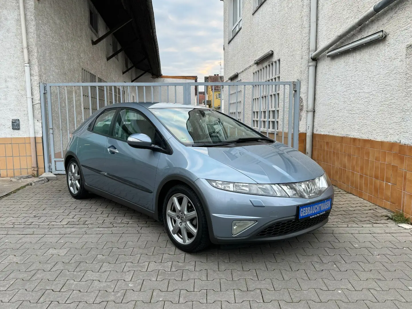 Honda Civic Lim. 5-trg. 1.8 Sport*Automatik*Klima*Xeno Zilver - 1