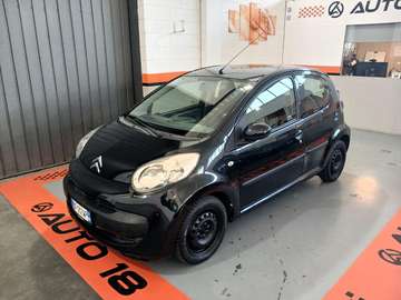 5P + NEO PATENTATI + BENZINA + MANUALE!!!