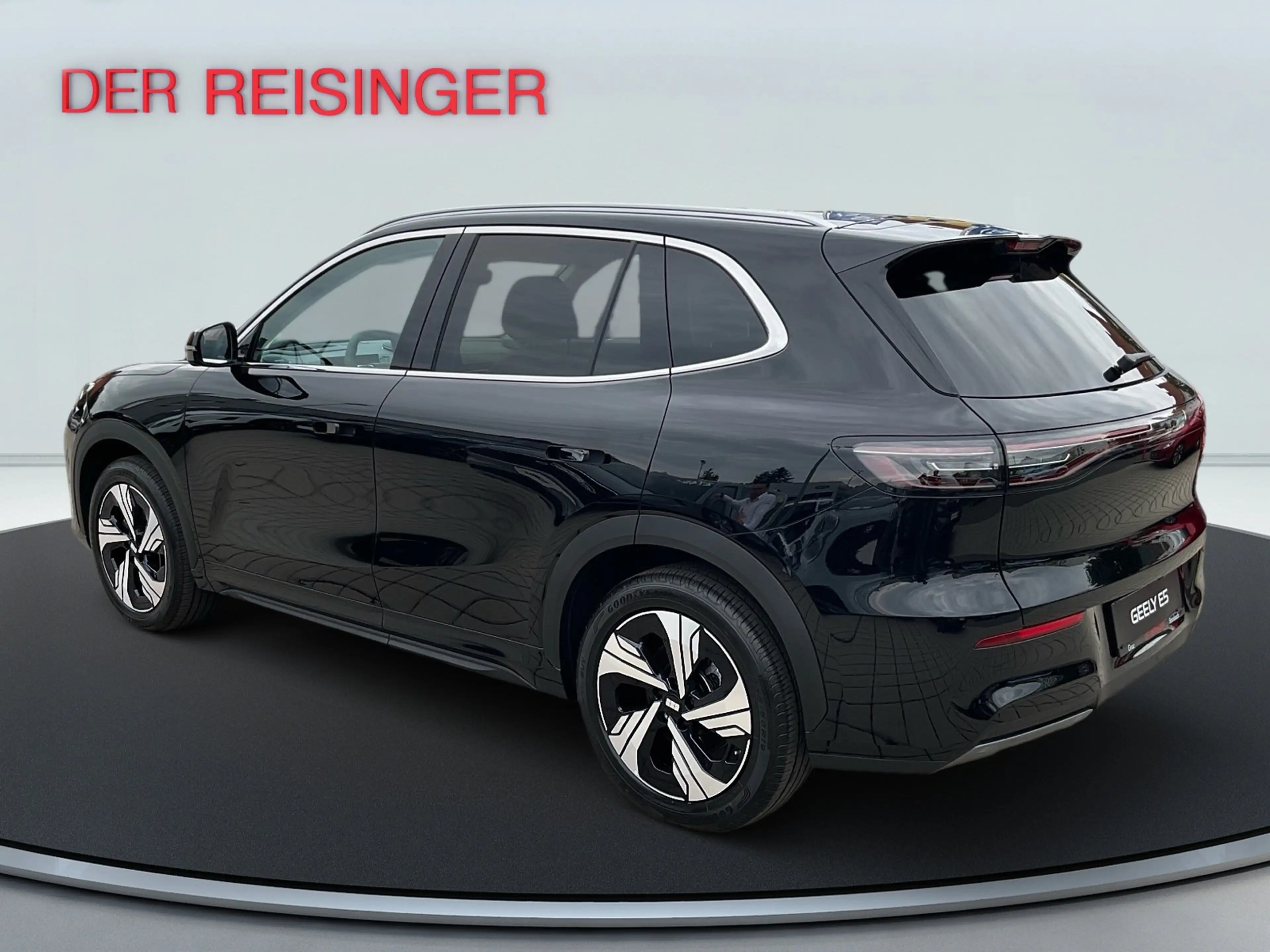 Geely E5 Max — photo 4