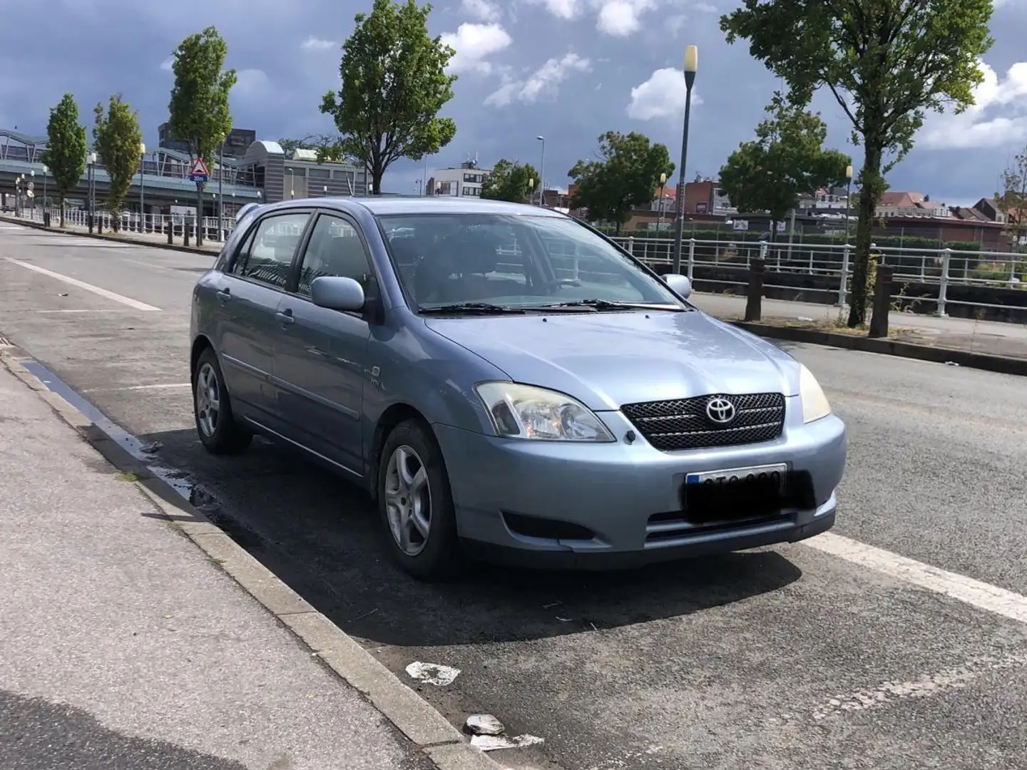 Toyota Corolla 1.4i VVT-i 16v Linea Sol - 1