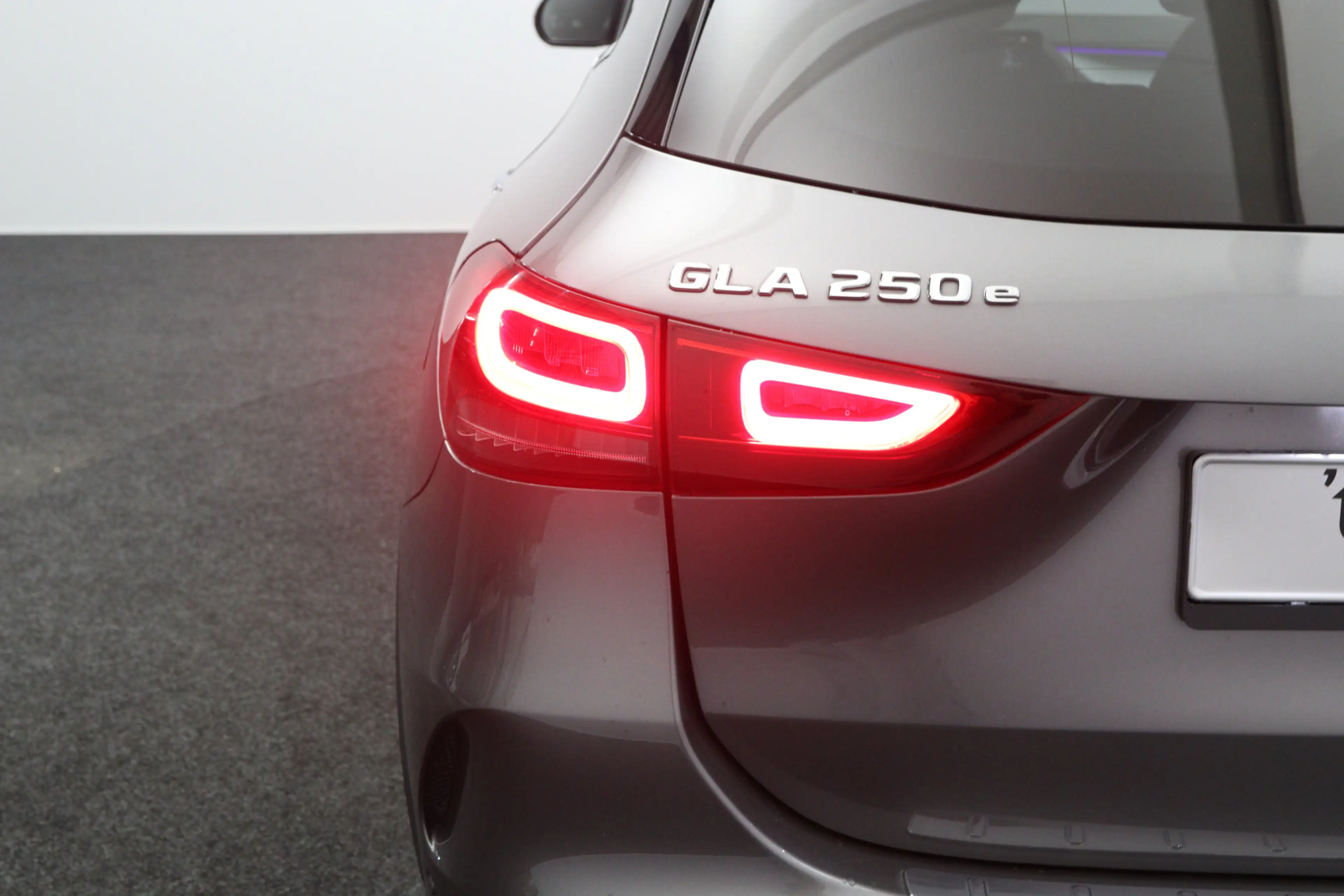 Mercedes-Benz GLA 250 e 218 PK AMG Line PHEV, Trekhaak, Adap. Cruise Con — photo 26