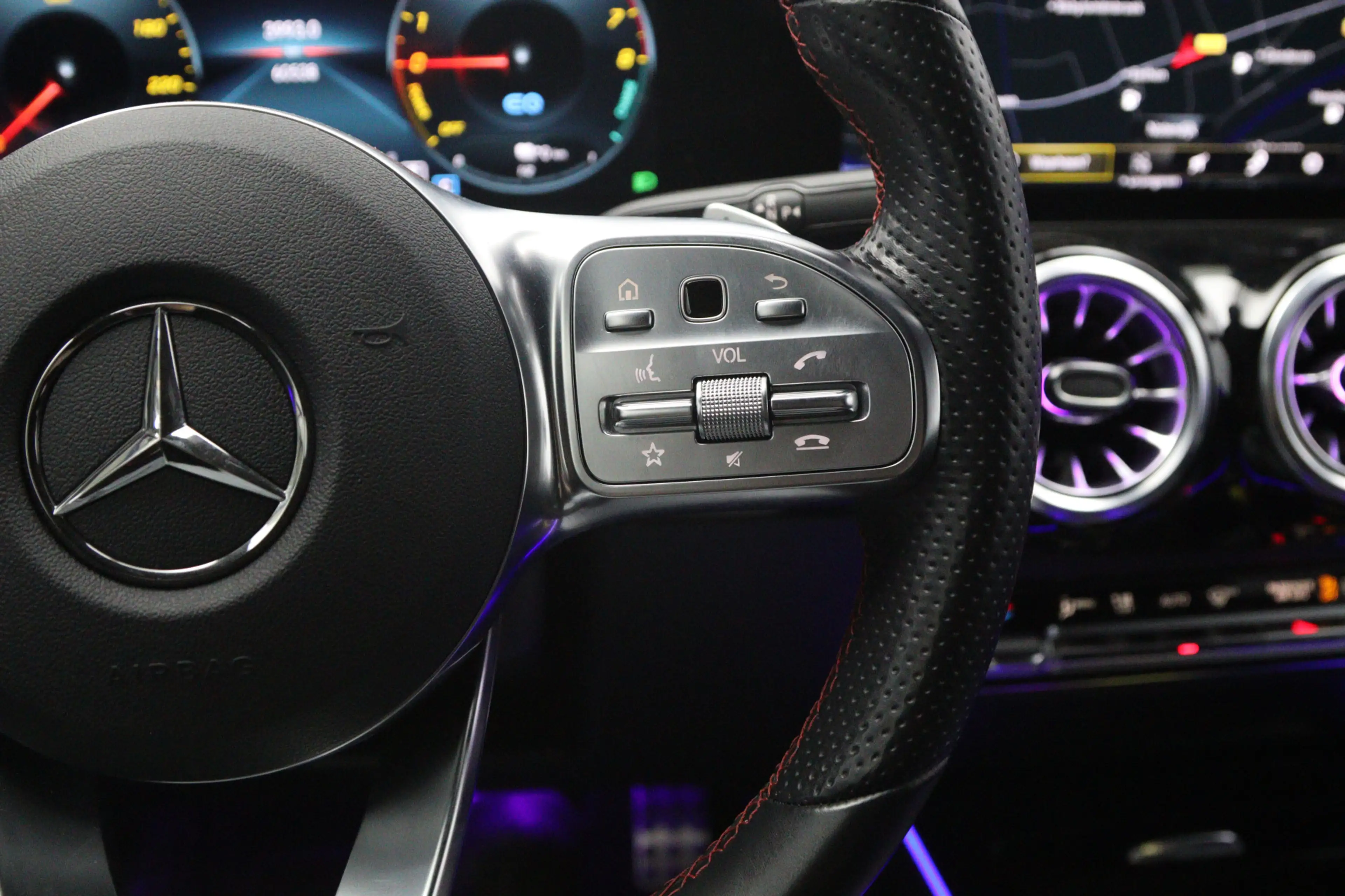 Mercedes-Benz GLA 250 e 218 PK AMG Line PHEV, Trekhaak, Adap. Cruise Con — photo 35