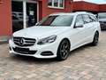 Mercedes-Benz E 200 E 200 CGI BlueEfficiency*LED*Navi*Teilleder* Blanc - thumbnail 1