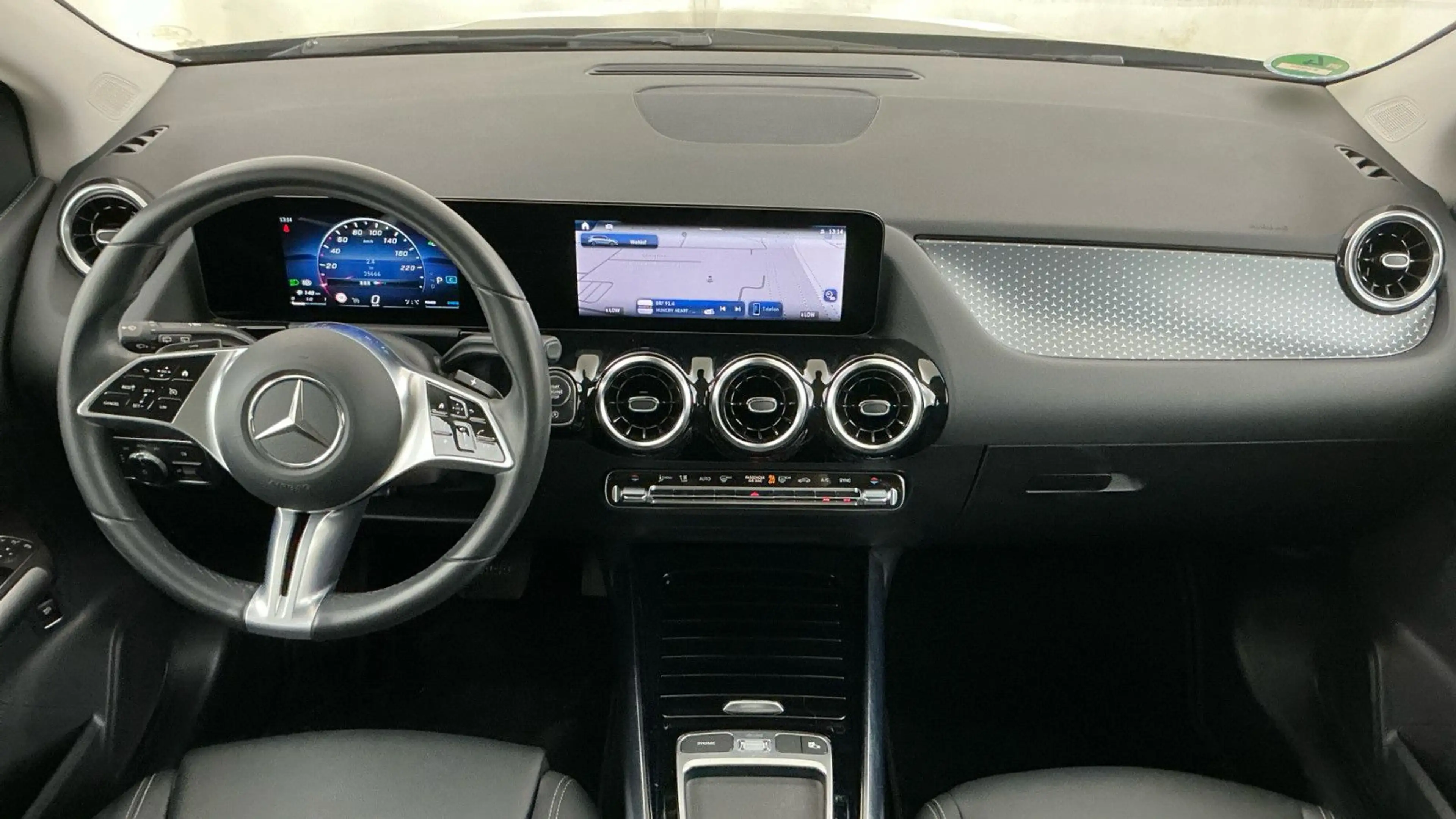 Mercedes-Benz B 200 Teillleder*LED*Kamera*DAB*Parkassist*DAB*N — photo 8