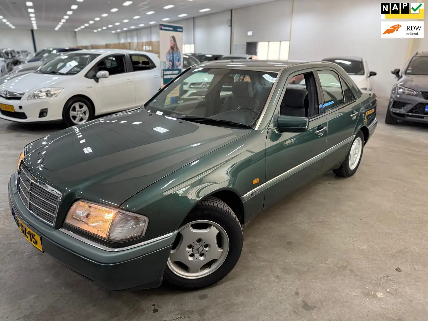 Mercedes-Benz C 180 Sport / AUTOMAAT / NAP / GEEN ROEST / NETTE BENZ Verde - 1