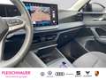 Volkswagen Tiguan 2.0 TDI Life Navi VC RFK LED ACC Apple CarPlay And Schwarz - thumbnail 15