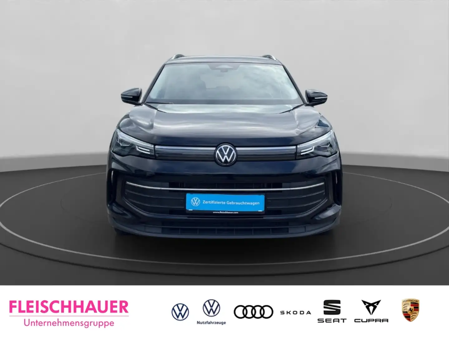 Volkswagen Tiguan 2.0 TDI Life Navi VC RFK LED ACC Apple CarPlay And Schwarz - 2