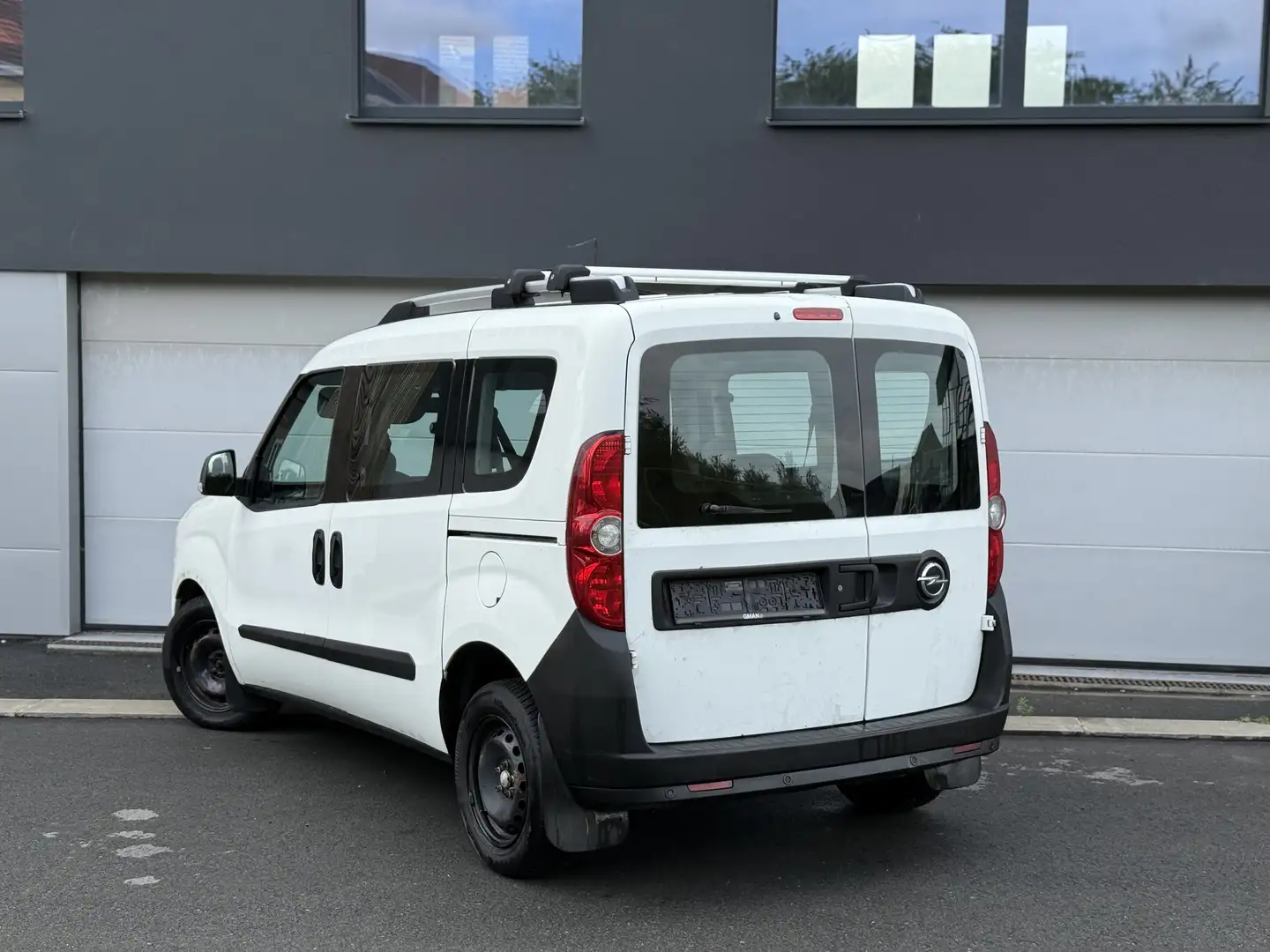 Opel Combo 1.6 CDTi Automatique UTILITAIRE 5Places Blanc - 2