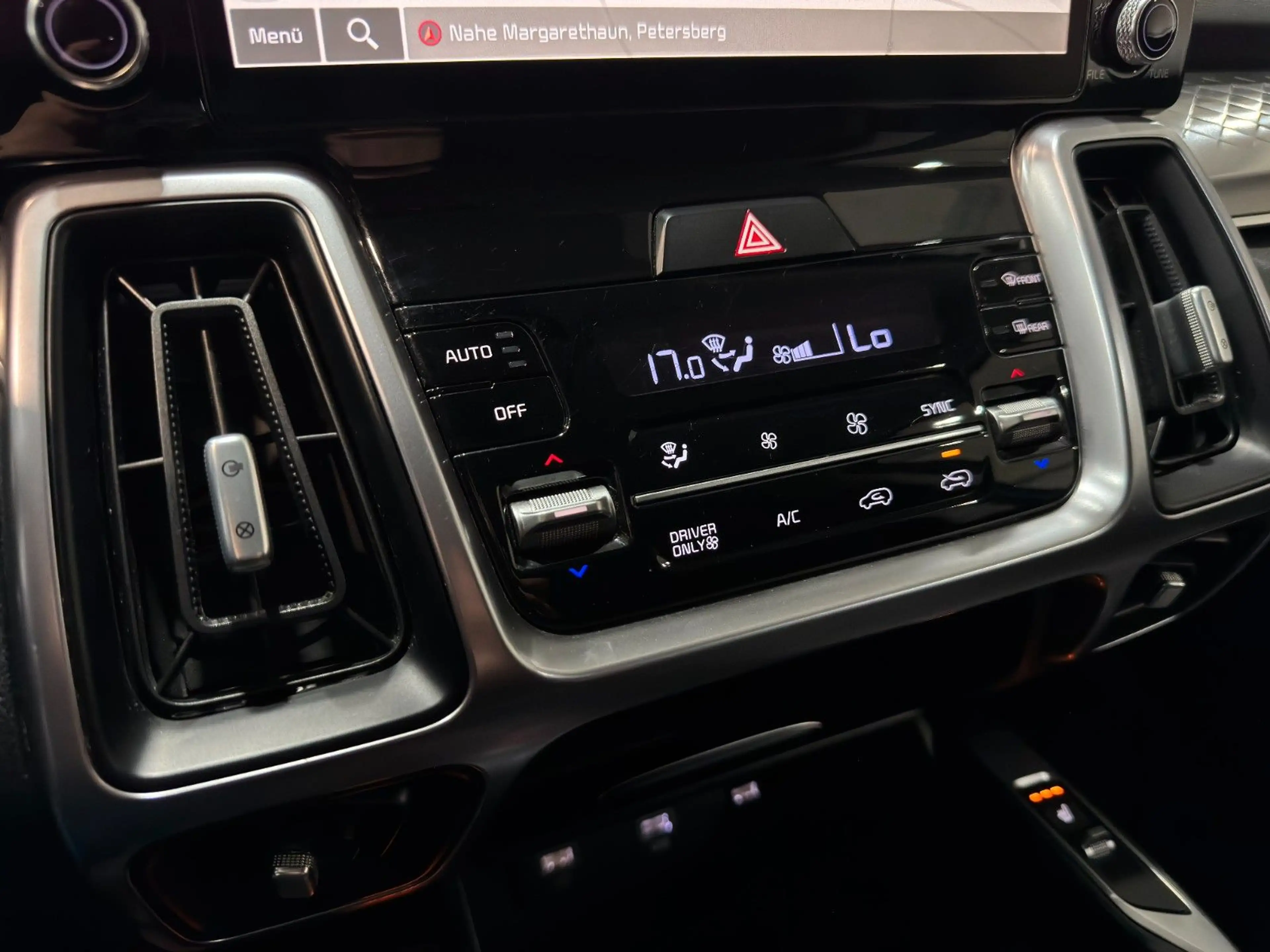 Kia Sorento /Vision/4WD/Plug-In/Hybrid/RFK/AHK/2.HAND — photo 12